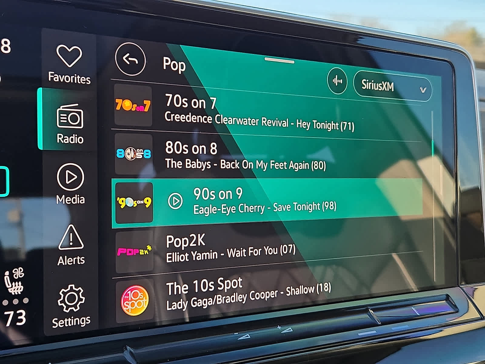 Used 2025 Volkswagen Atlas SEL Premium R-Line image 18