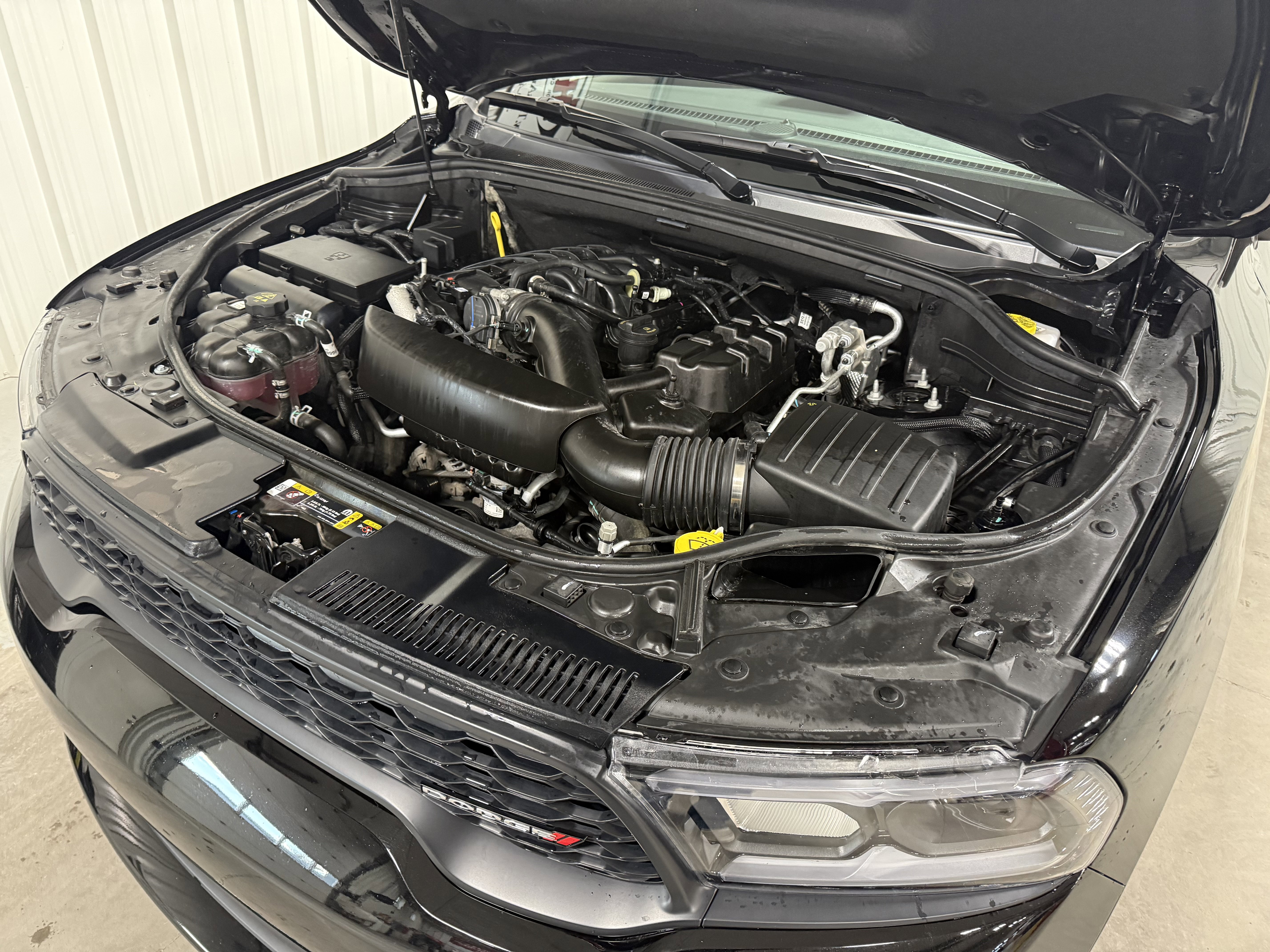 Used 2025 Dodge Durango GT image 18