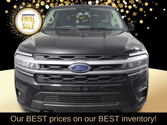 Used 2022 Ford Expedition XLT image 3