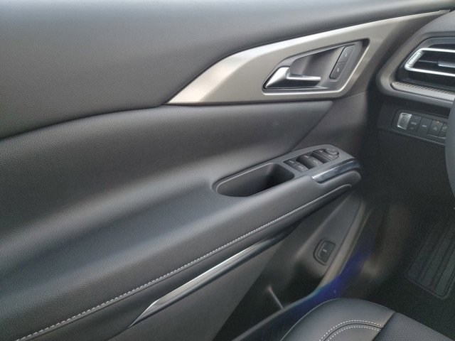 New 2026 Chevrolet Traverse LT w/ Driver Confidence Package image 29