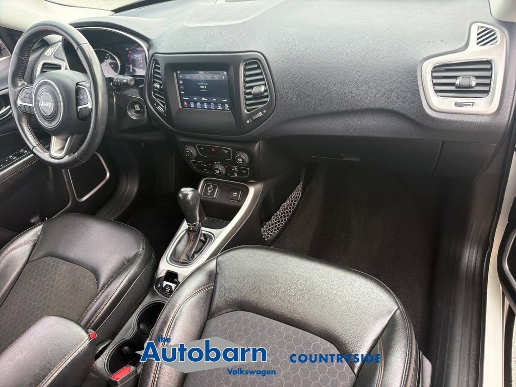 Used 2018 Jeep Compass Latitude w/ Popular Equipment Group FWD image 26