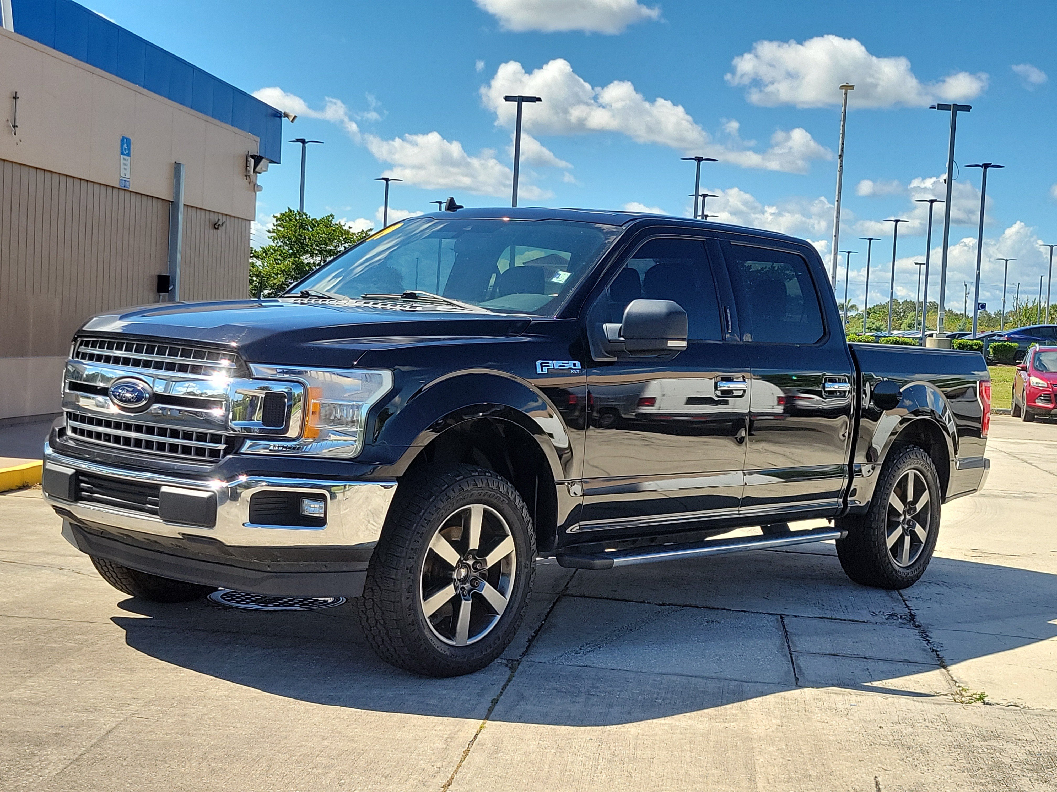 Used 2019 Ford F150 XLT w/ Equipment Group 302A Luxury RWD image 2