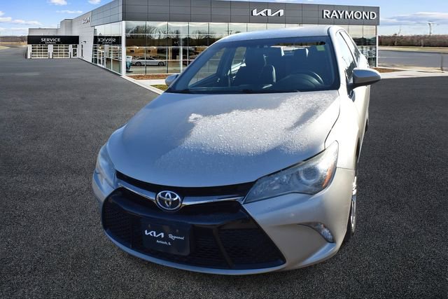 Used 2015 Toyota Camry SE image 7
