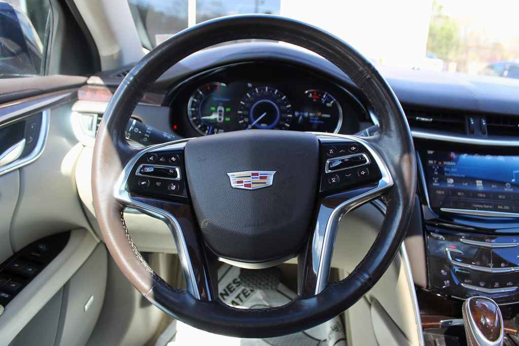 Used 2017 Cadillac XTS Premium Luxury image 15