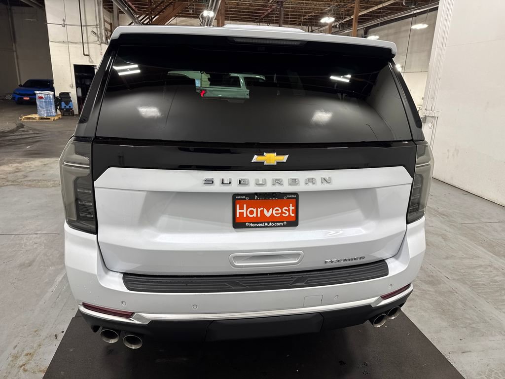 New 2026 Chevrolet Suburban Premier image 5