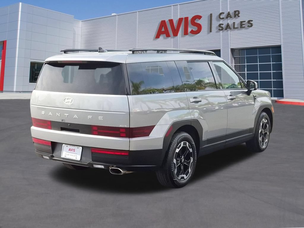 Used 2025 Hyundai Santa Fe SEL AWD/4WD image 6