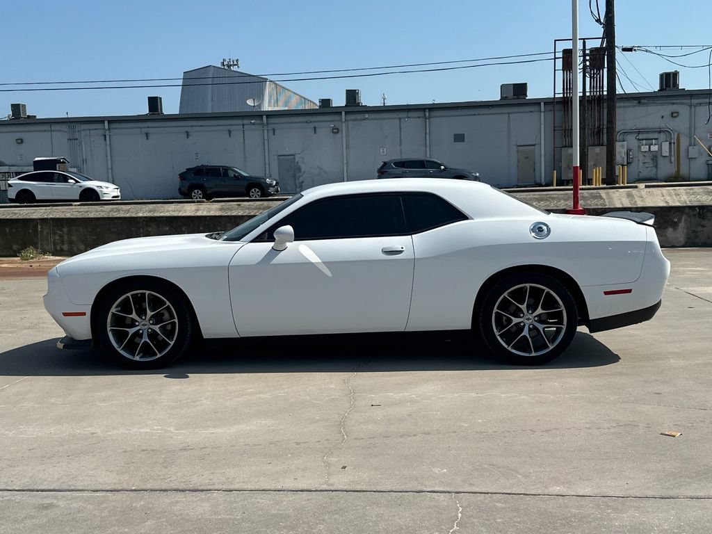 Used 2023 Dodge Challenger GT RWD image 3