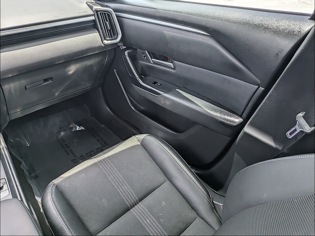 Used 2024 MAZDA CX-50 AWD 2.5 S w/ Preferred Package image 15