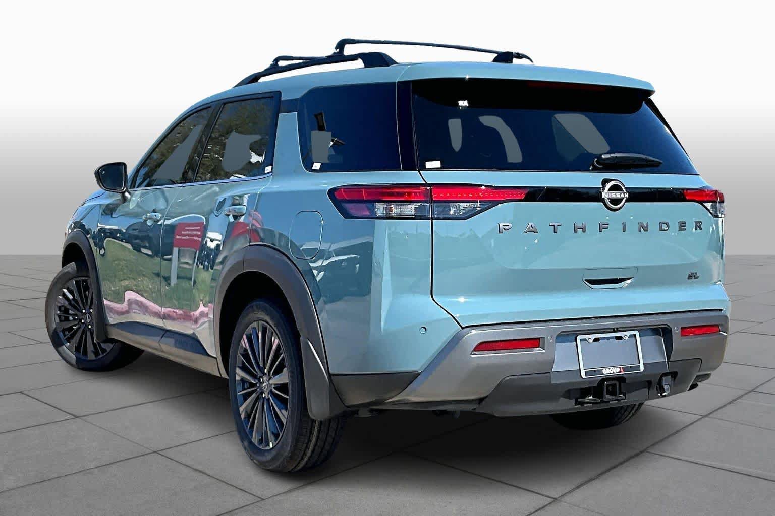 New 2026 Nissan Pathfinder SL w/ SL Premium Package FWD image 7