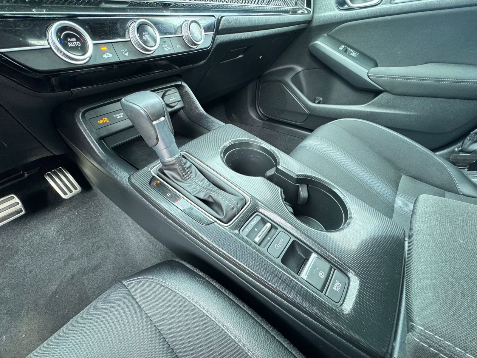 Used 2025 Honda Civic Sport image 40