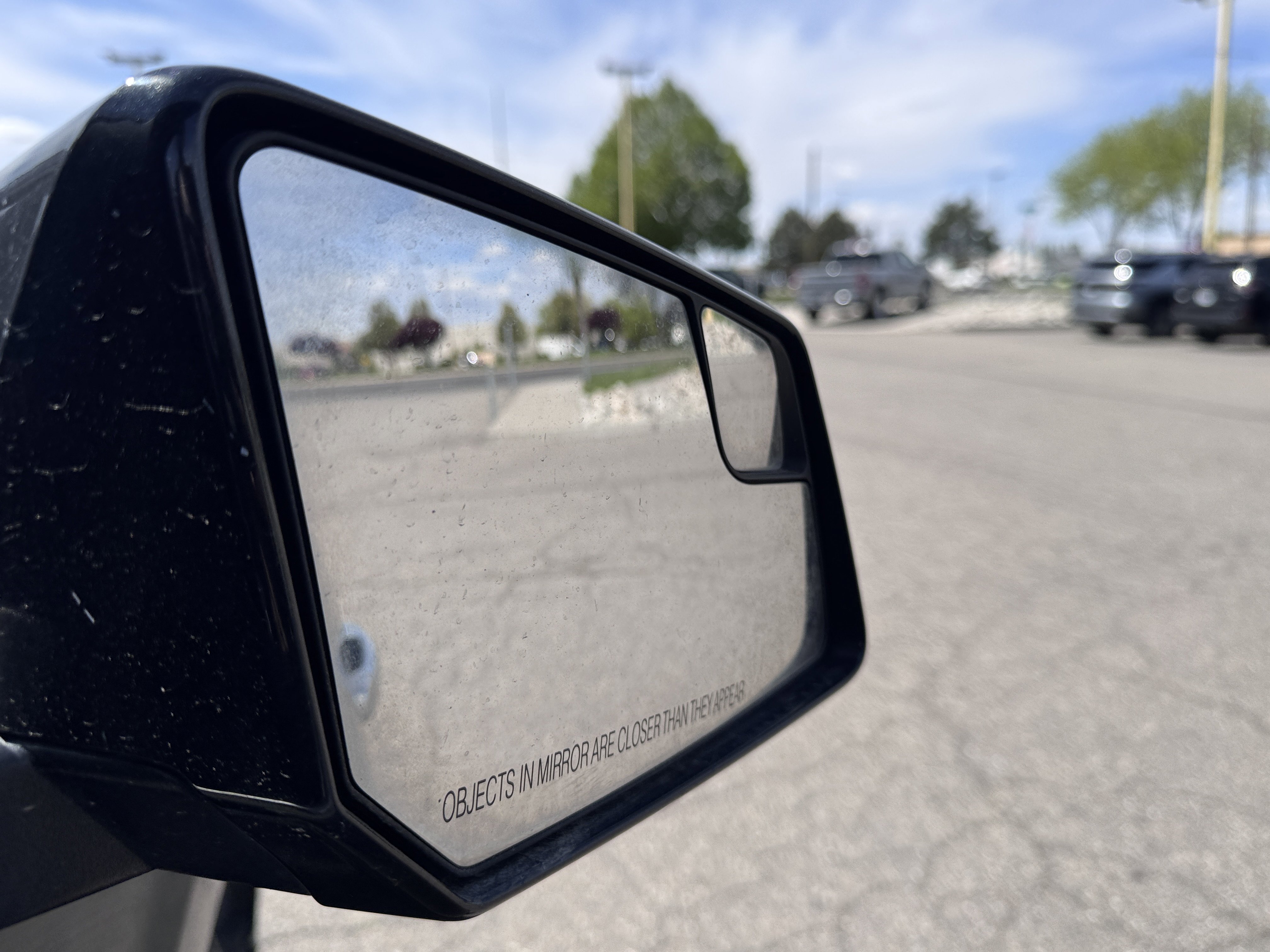 Used 2011 Chevrolet Traverse LT w/ Personal Connectivity Package AWD/4WD image 43