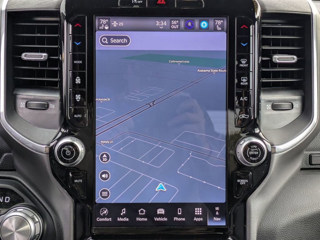 Used 2025 RAM 1500 Laramie image 24