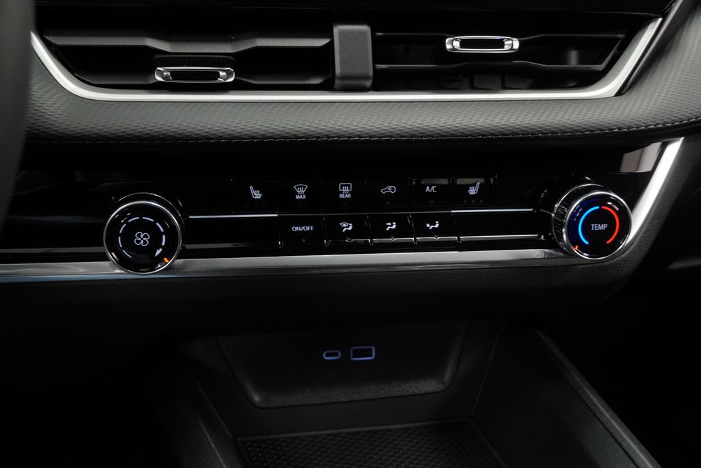 New 2027 Chevrolet Equinox LT FWD image 18