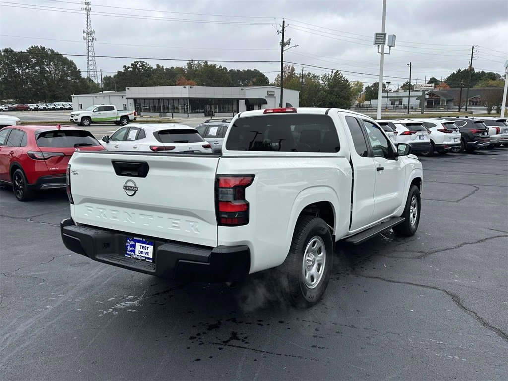 Used 2022 Nissan Frontier S image 25