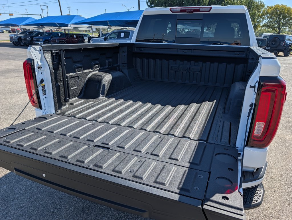 New 2026 GMC Sierra 1500 AT4 w/ AT4 Premium Package AWD/4WD image 28