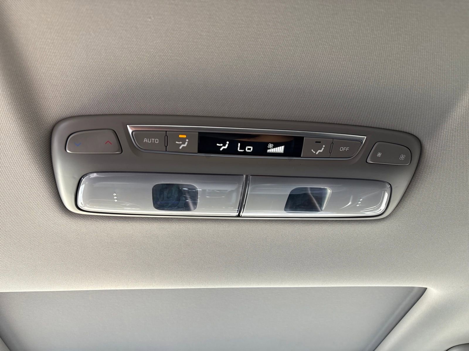 Used 2022 Kia Telluride EX w/ Towing Package image 36