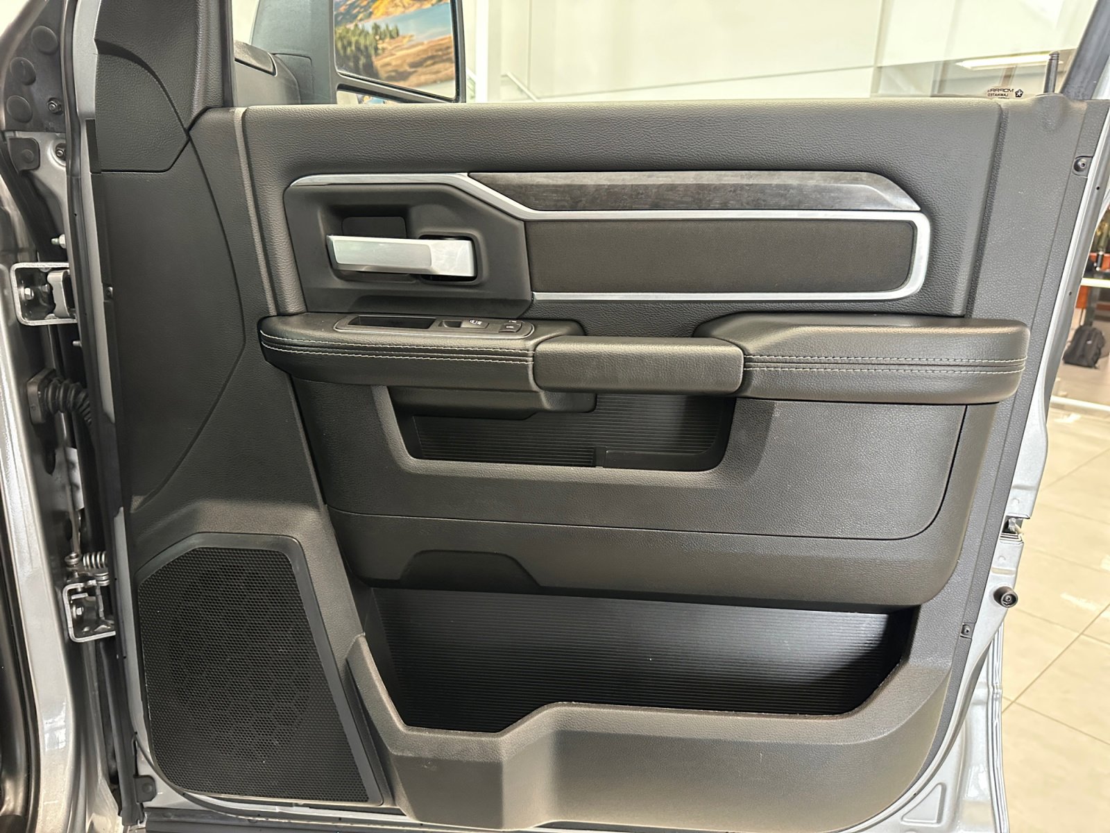 Used 2024 RAM 2500 Big Horn image 33