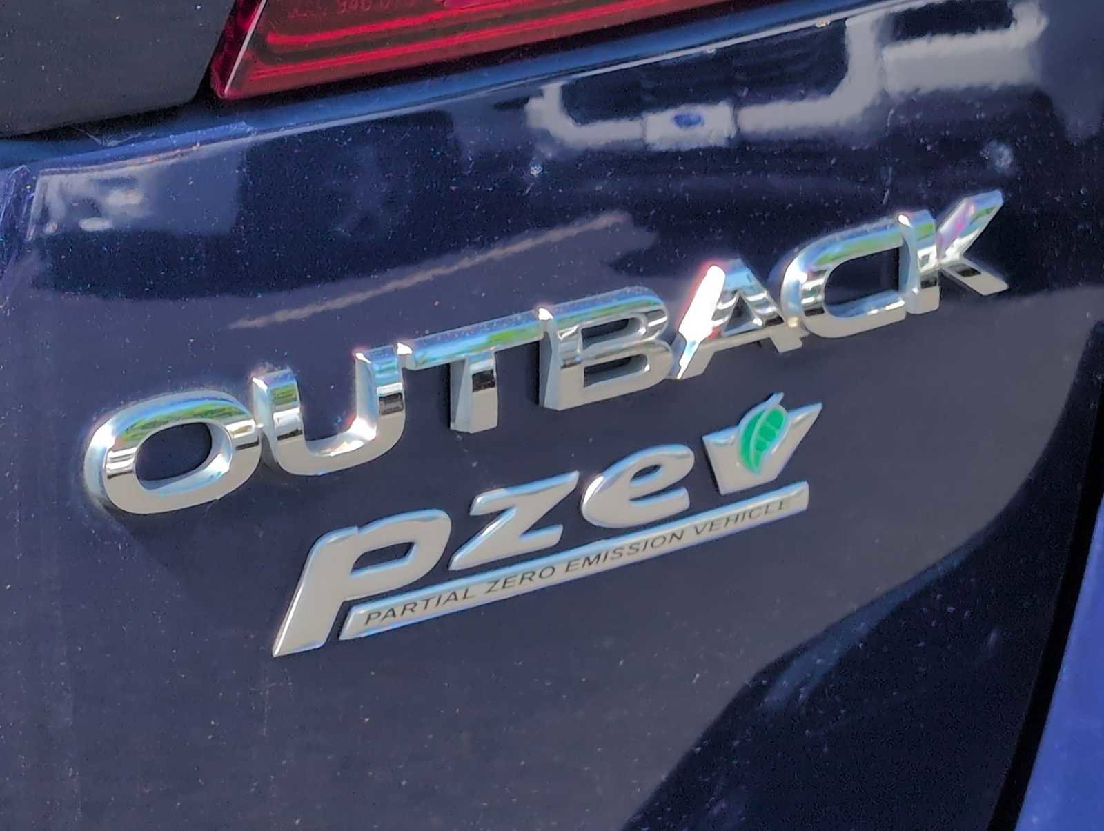 Used 2016 Subaru Outback 2.5i Limited AWD/4WD image 13