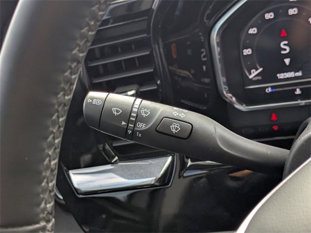 Used 2024 GMC Sierra 1500 Elevation image 29