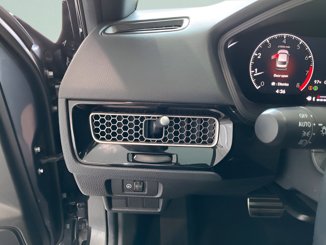 Certified 2025 Honda Civic Sport image 12