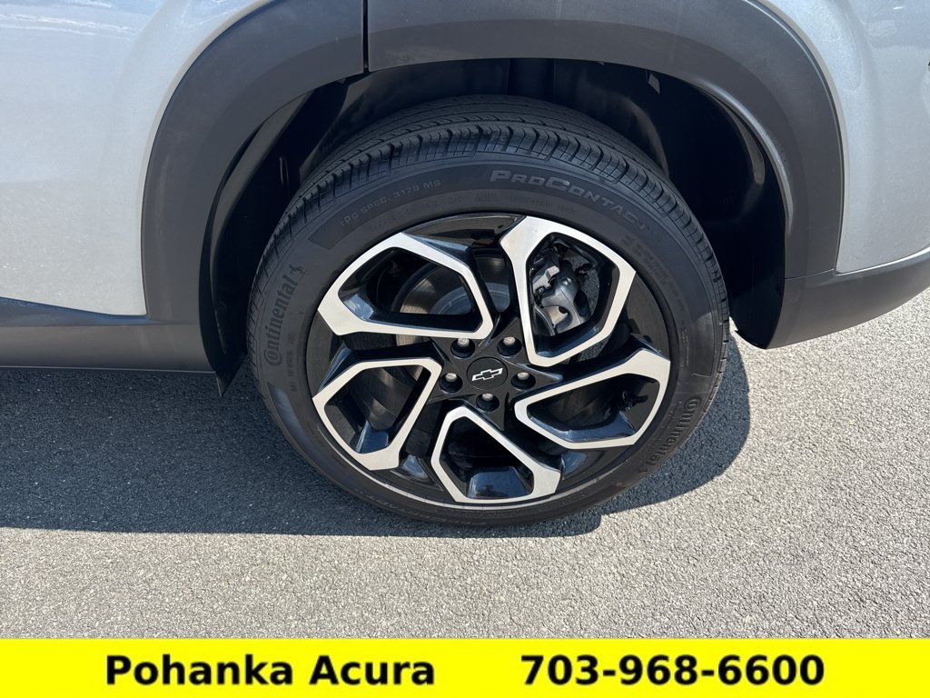Used 2024 Chevrolet Trax RS w/ Sunroof Package FWD image 23
