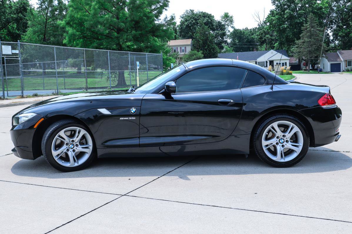 Used 2012 BMW Z4 sDrive35i image 4
