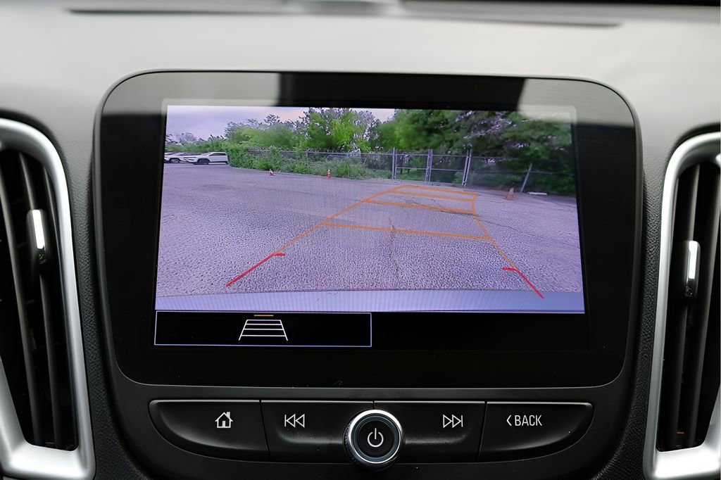 Used 2024 Chevrolet Malibu LT FWD image 21