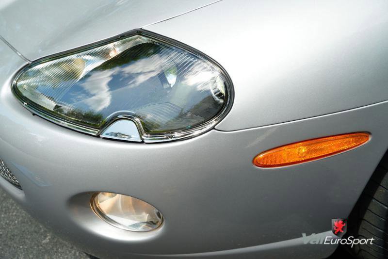 Used 2005 Jaguar XK8 Convertible image 6