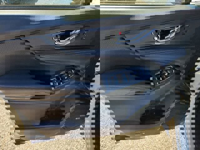 Used 2024 Subaru Ascent Limited w/ Technology Package image 23