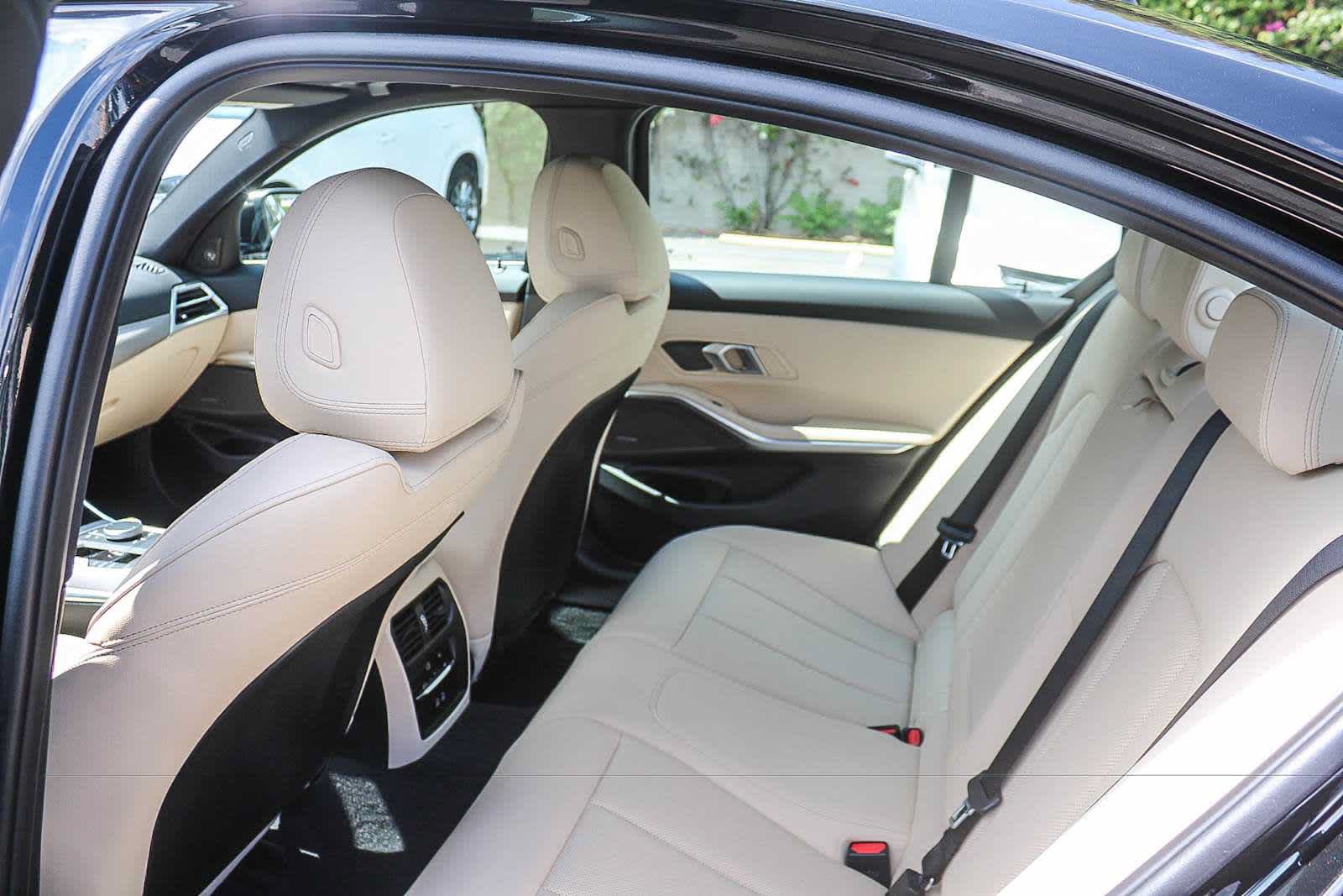 Used 2026 BMW 330i Sedan RWD image 17