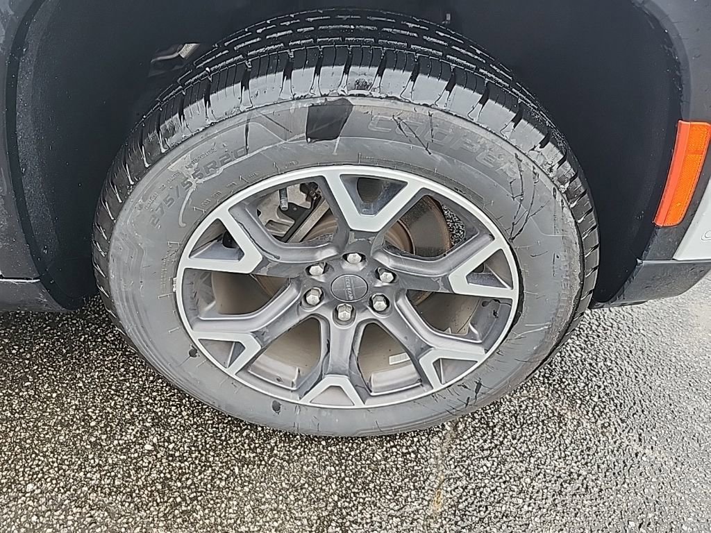 Used 2023 Jeep Wagoneer Series III w/ Preferred Equipment Group image 14