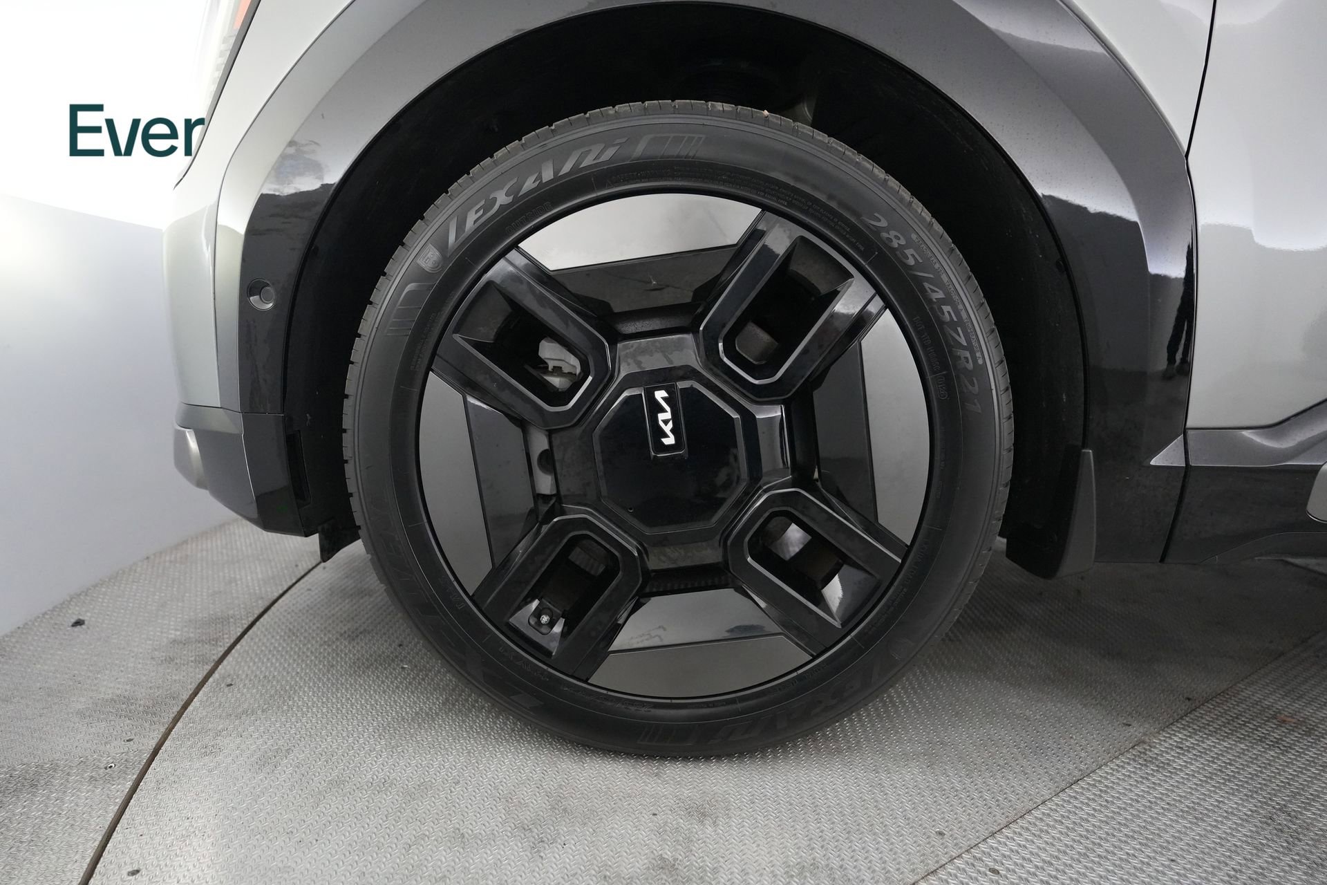 Used 2024 Kia EV9 GT-Line AWD/4WD image 19