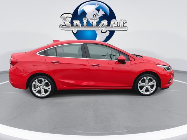 Used 2018 Chevrolet Cruze Premier image 10