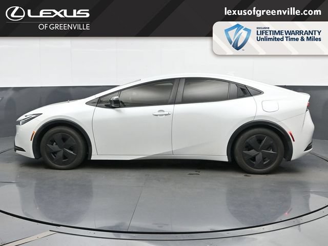Used 2023 Toyota Prius LE FWD image 5