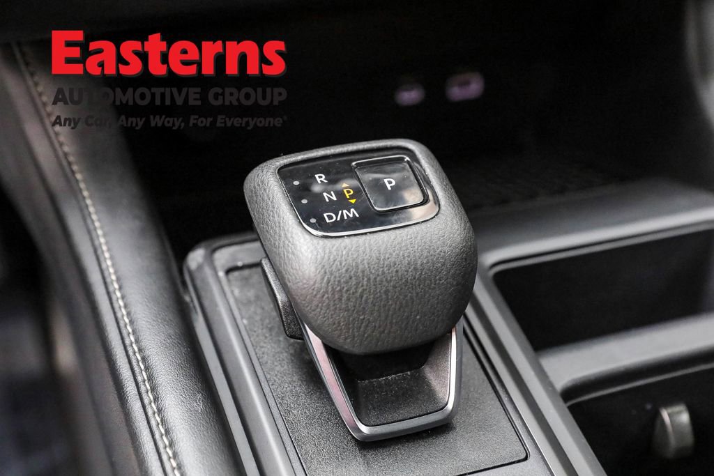 Used 2024 Nissan Pathfinder S image 13