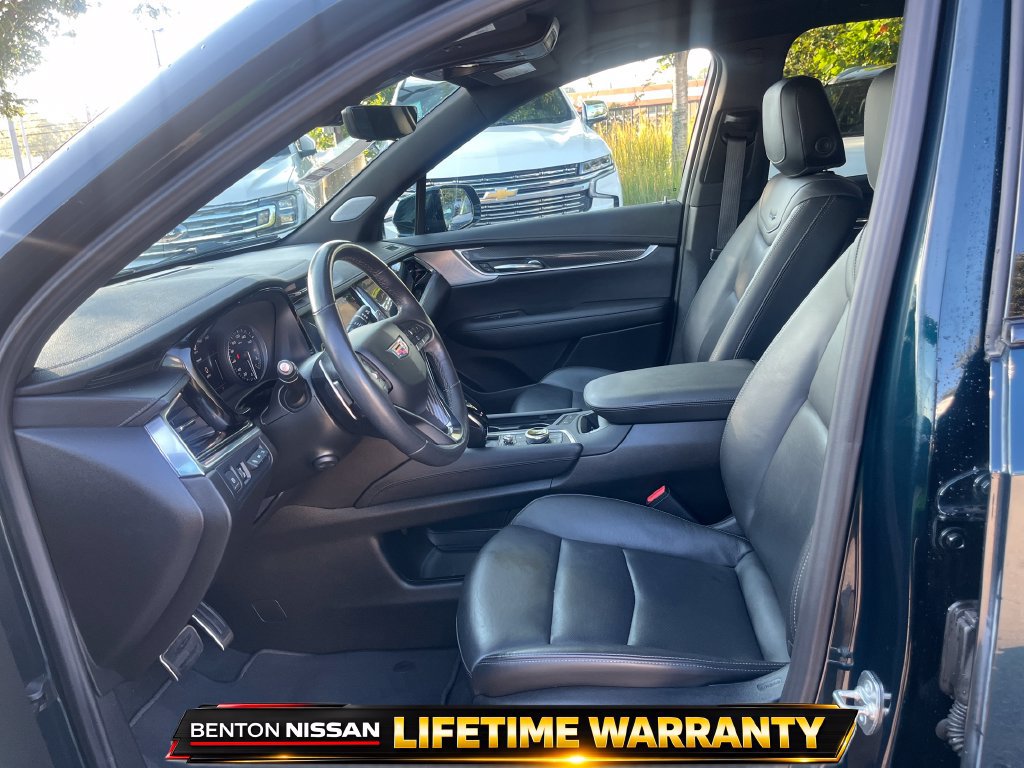 Used 2024 Cadillac XT6 Sport w/ Technology Package AWD/4WD image 12