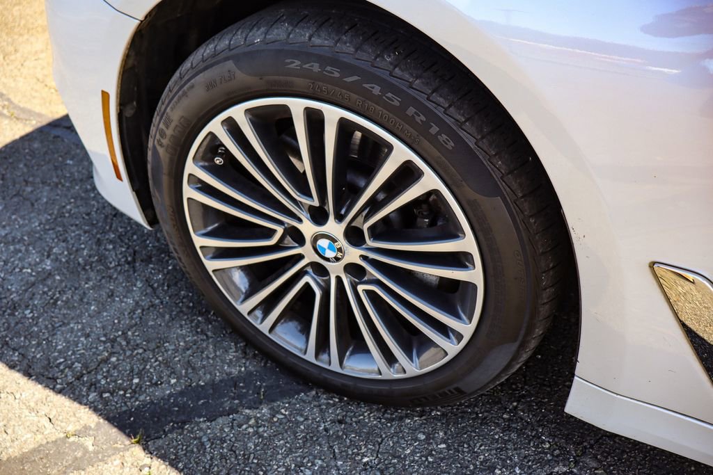 Used 2019 BMW 530i xDrive w/ Convenience Package image 45