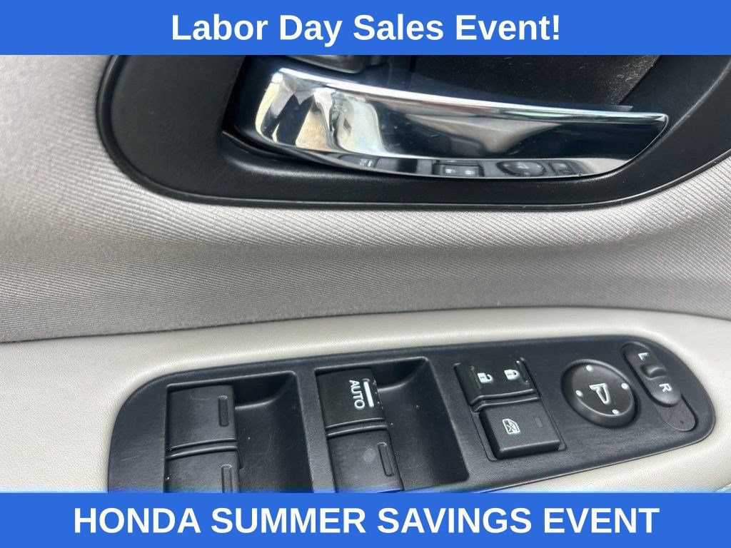 Used 2017 Honda HR-V LX image 19
