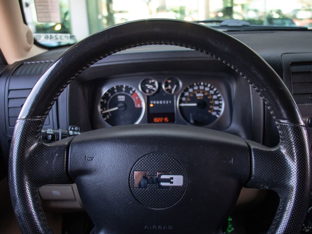 Used 2006 HUMMER H3 AWD/4WD image 12