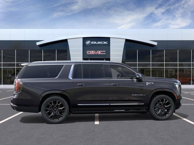 New 2026 GMC Yukon XL Denali w/ Sun & Power Step Package image 5