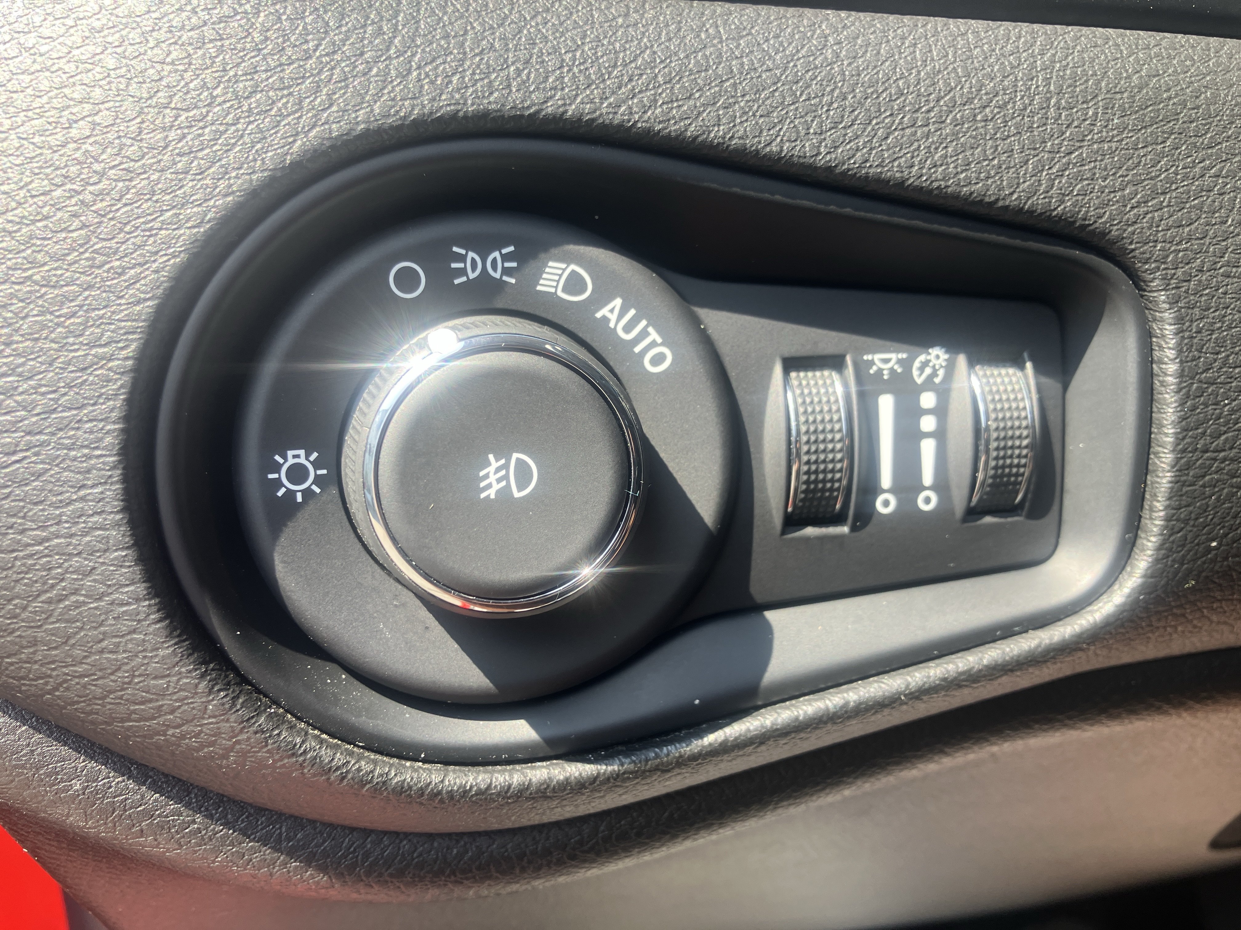 Used 2021 Jeep Renegade Limited w/ Trailer Tow Group AWD/4WD image 20