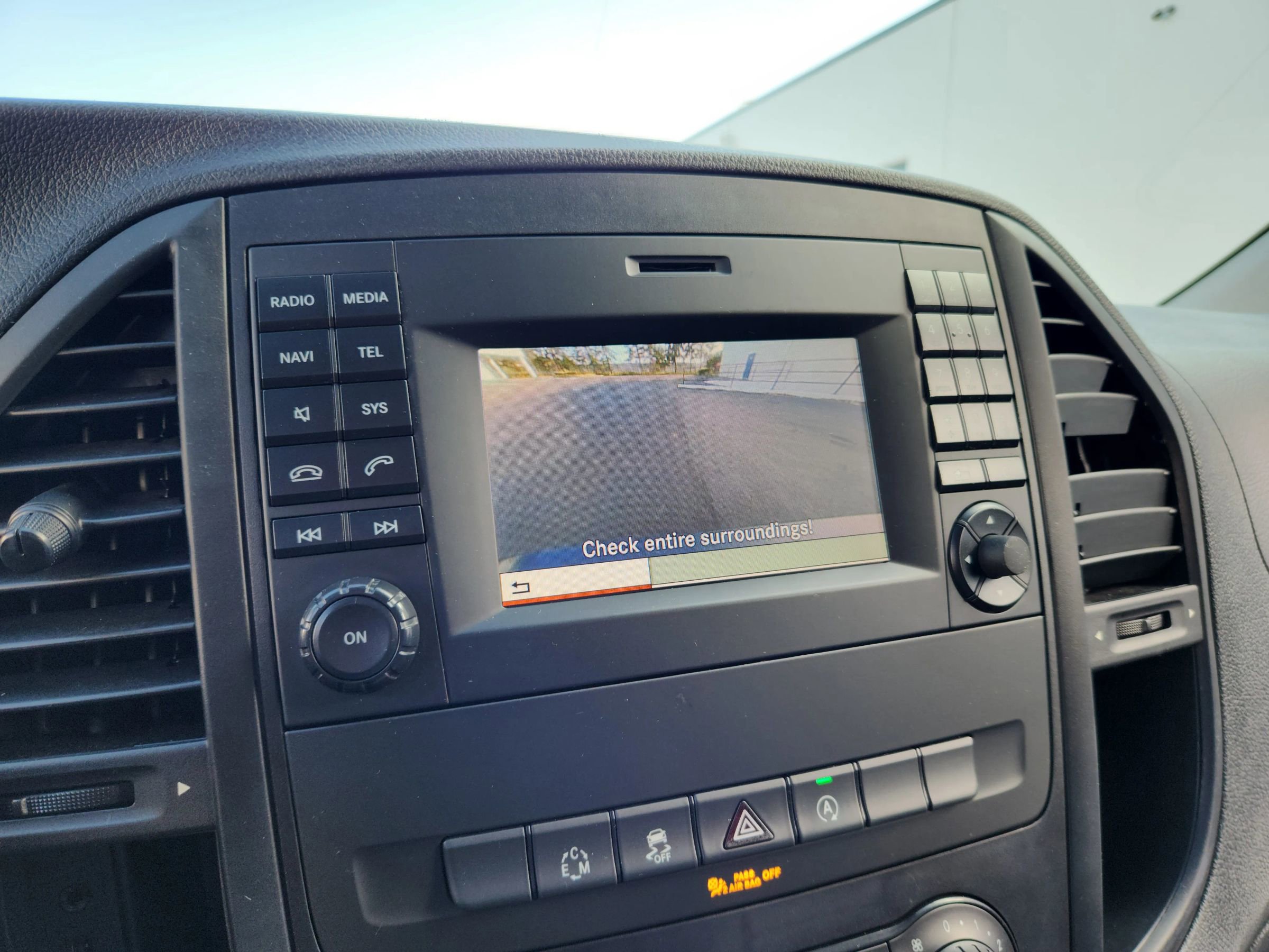 Used 2018 Mercedes-Benz Metris image 10