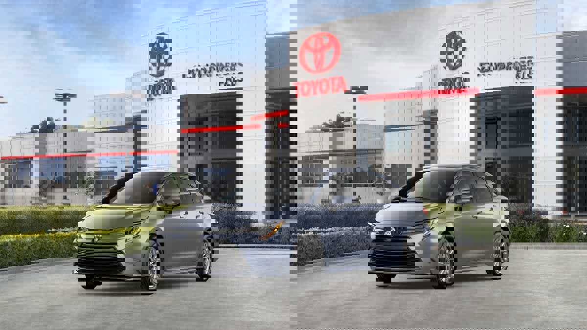 New 2026 Toyota Corolla LE FWD image 1