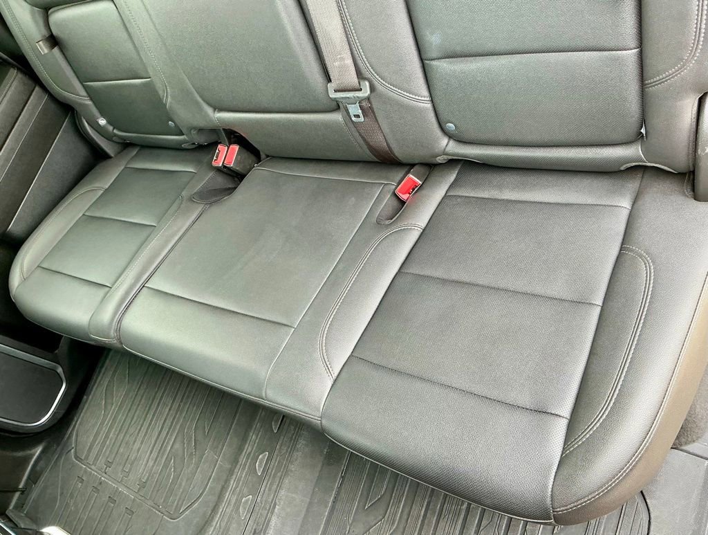 Used 2024 GMC Sierra 3500 SLT w/ SLT Premium Package image 33