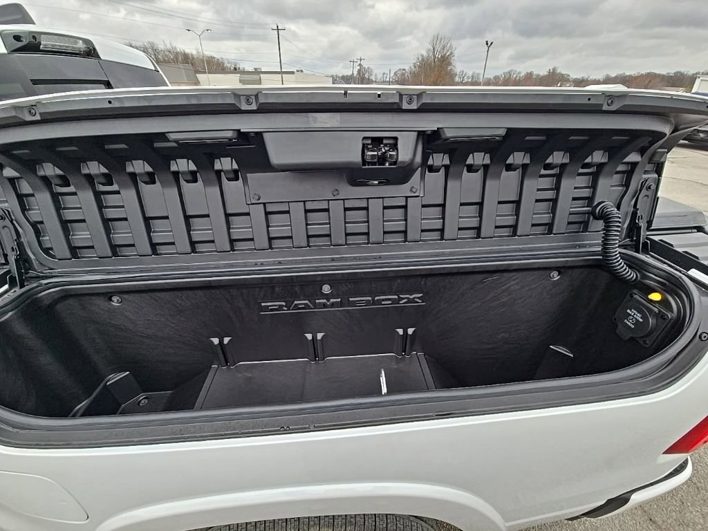 New 2026 RAM 1500 Tungsten w/ Trailer Tow Group image 15