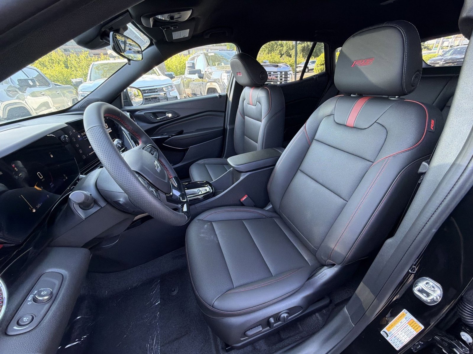 New 2026 Chevrolet Trax RS w/ Driver Confidence Package FWD image 13