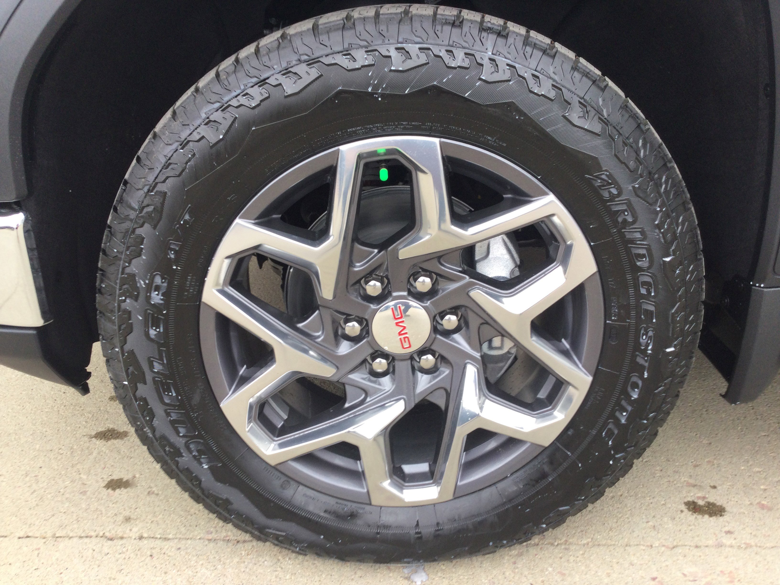 New 2026 GMC Sierra 1500 SLT w/ SLT Premium Plus Package AWD/4WD image 7