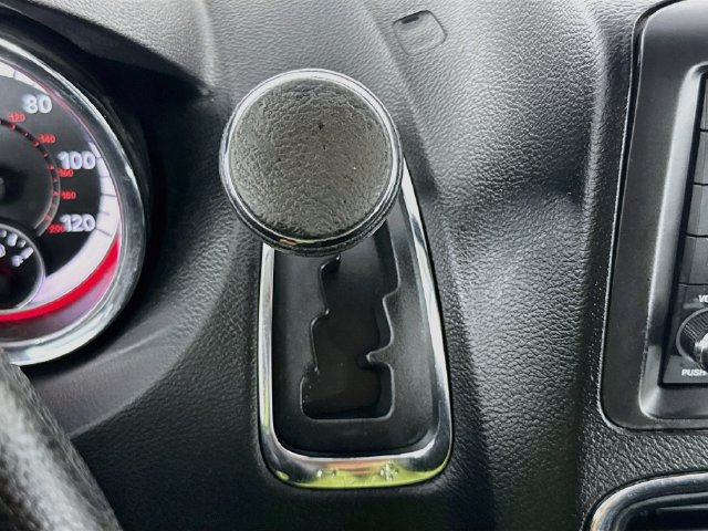 Used 2018 Dodge Grand Caravan SE w/ UConnect Hands-Free Group FWD image 17