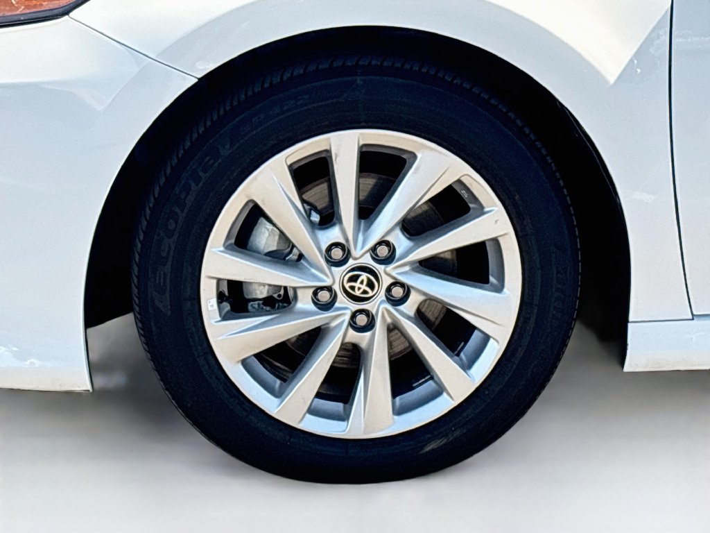 Used 2024 Toyota Camry LE FWD image 29