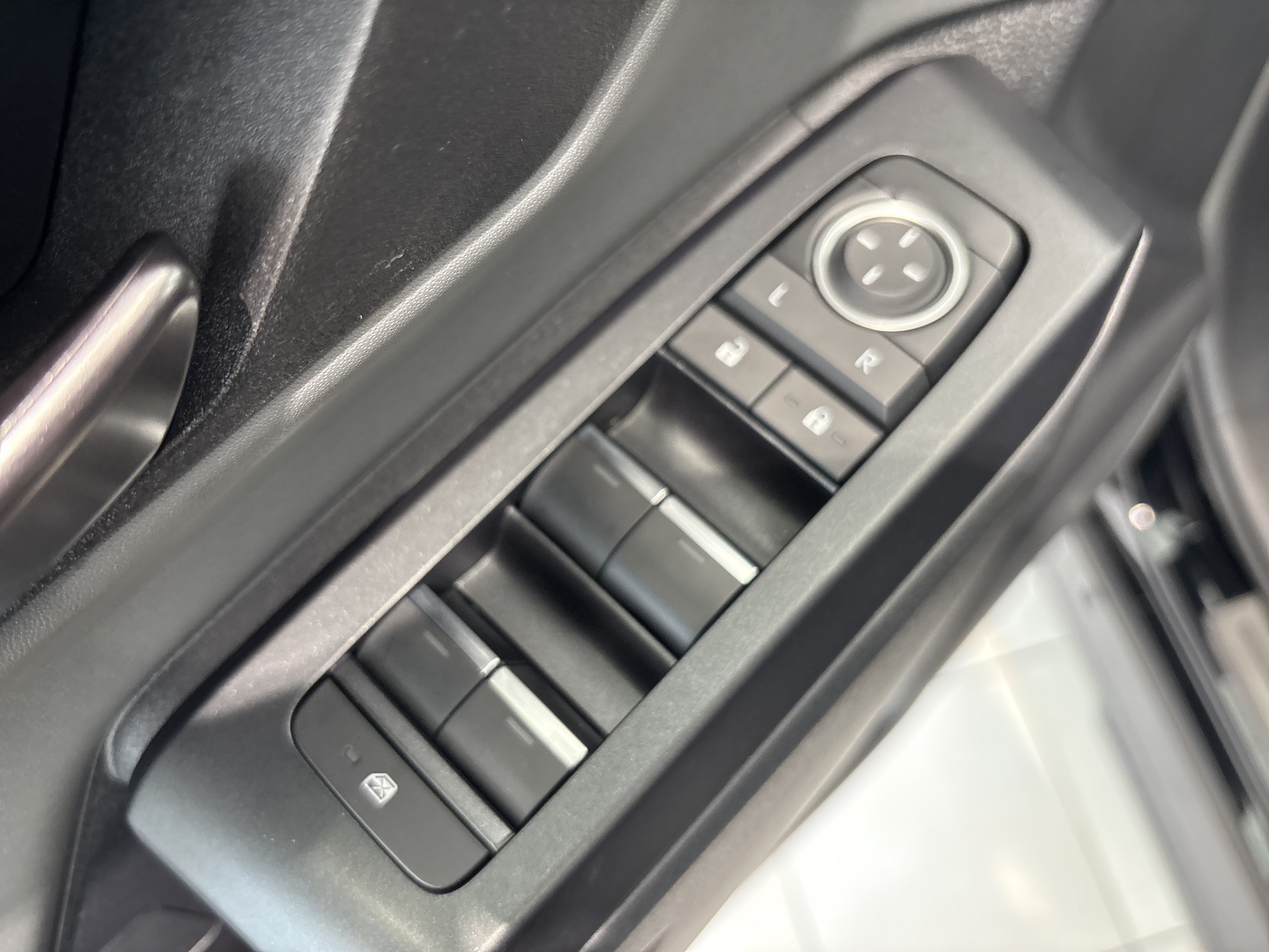 Used 2026 Toyota RAV4 AWD Plug-in Hybrid image 12